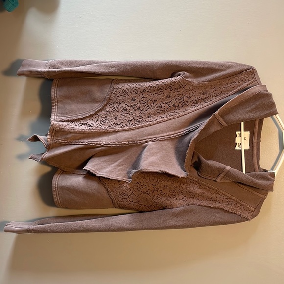 5/$25 Other follow size small jacket - Picture 1 of 5